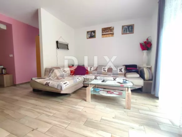 3-bedroom Apartment In Banjole, Croatia (127 M²)