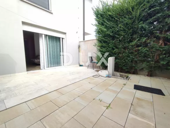 3-bedroom Apartment In Banjole, Croatia (127 M²)
