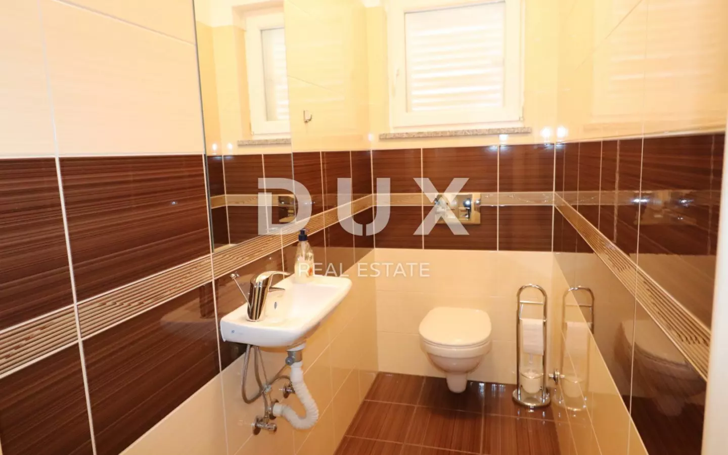 2-bedroom Apartment In Klenovica, Croatia (97 M²)