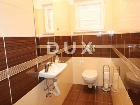 2-bedroom Apartment In Klenovica, Croatia (97 M²)