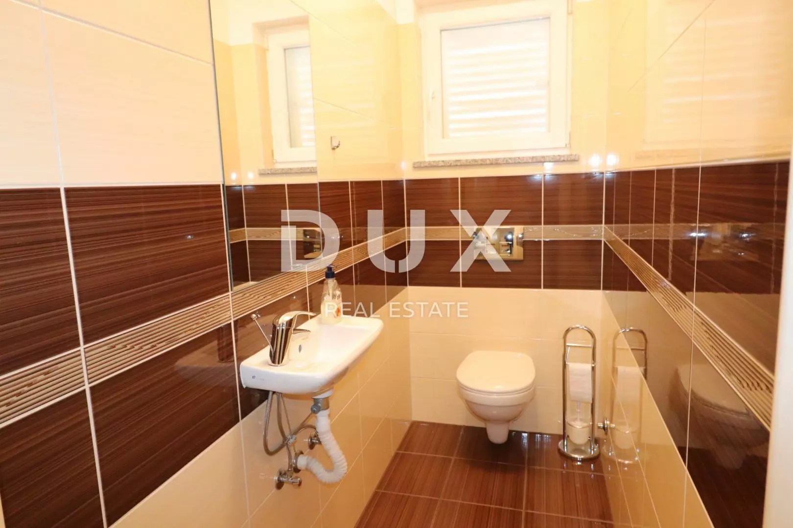 2-bedroom Apartment In Klenovica, Croatia (97 M²)