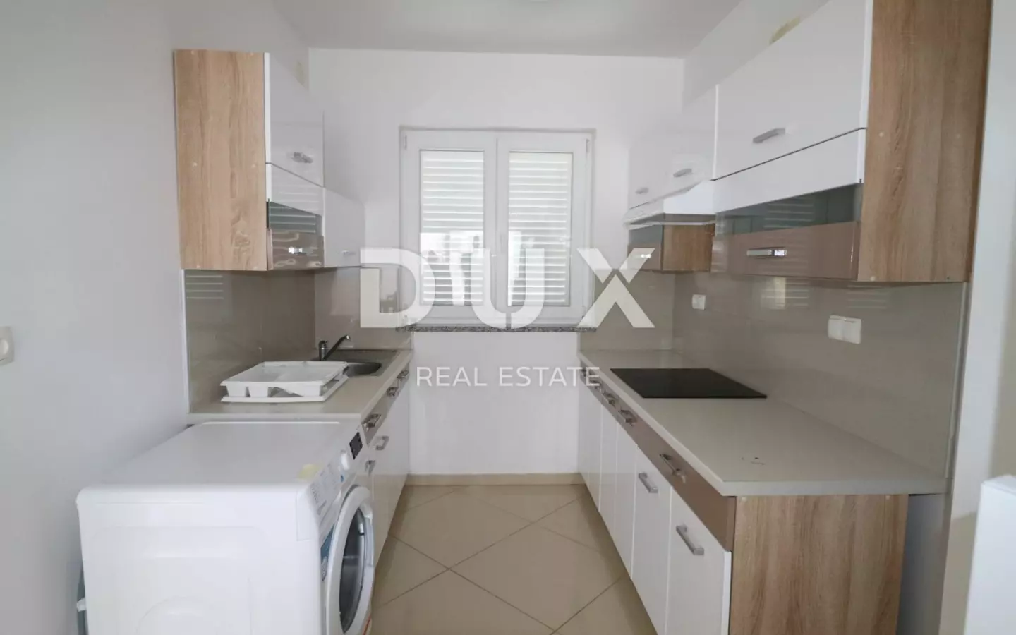 2-bedroom Apartment In Klenovica, Croatia (97 M²)
