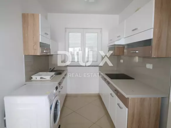 2-bedroom Apartment In Klenovica, Croatia (97 M²)