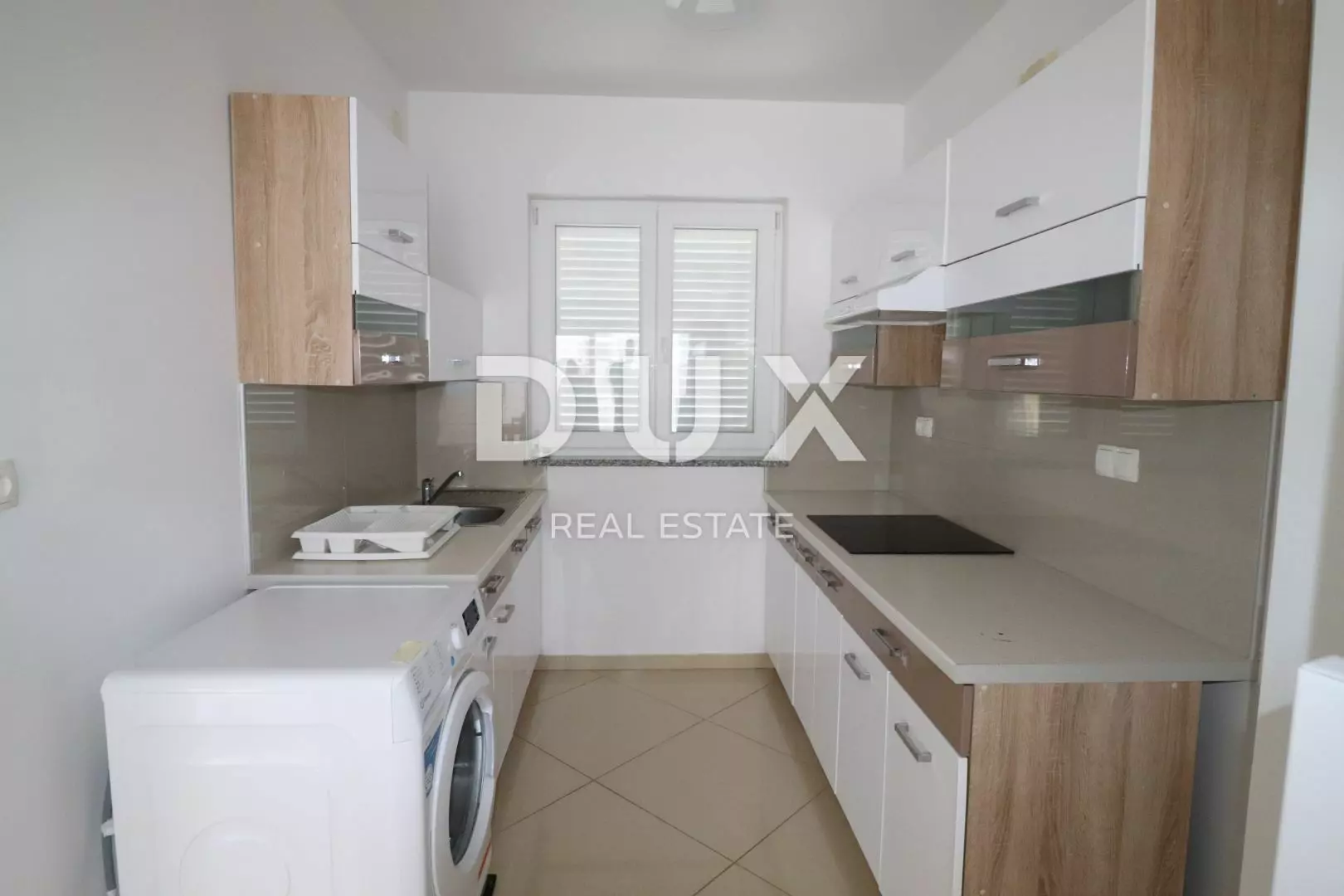 2-bedroom Apartment In Klenovica, Croatia (97 M²)