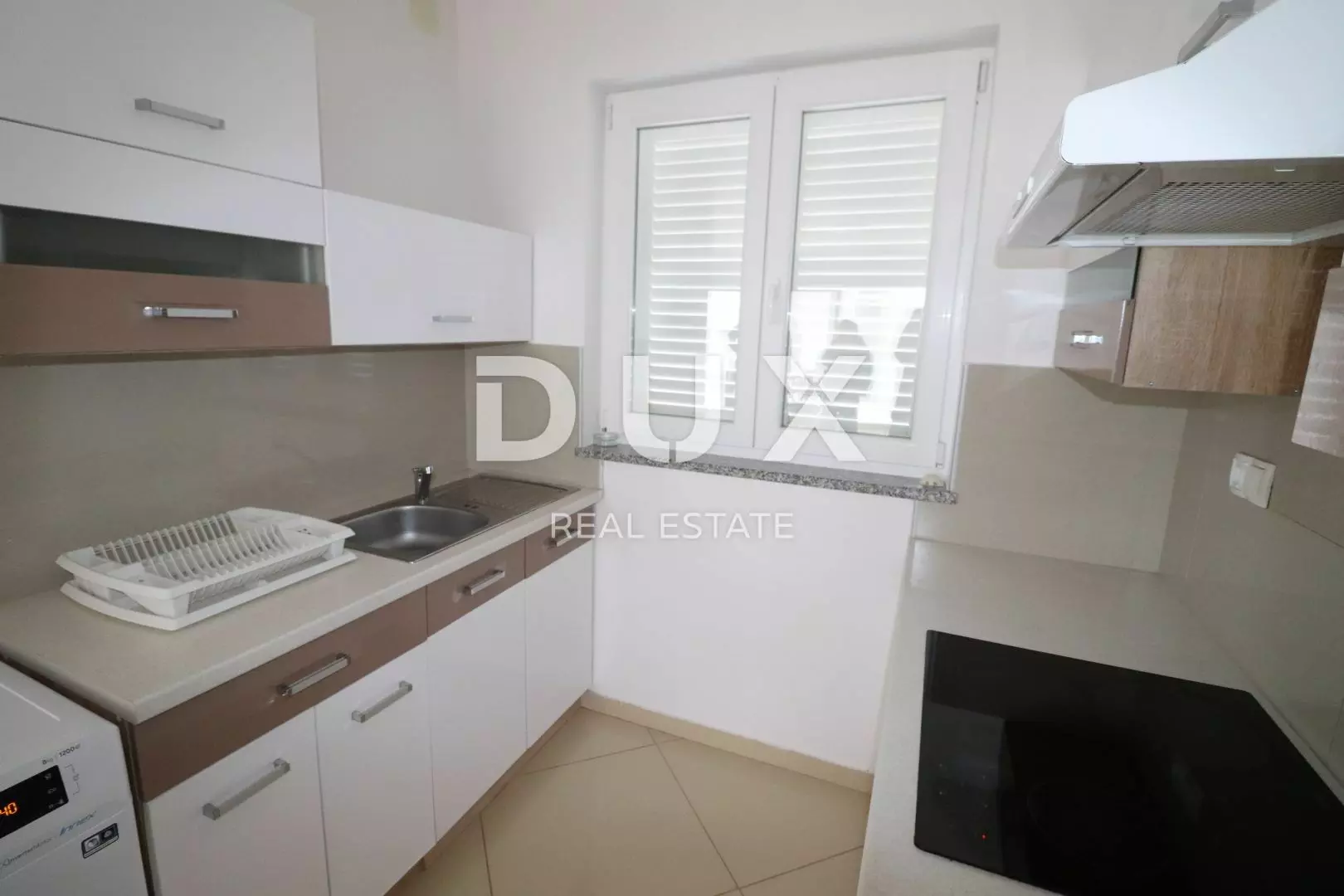 2-bedroom Apartment In Klenovica, Croatia (97 M²)