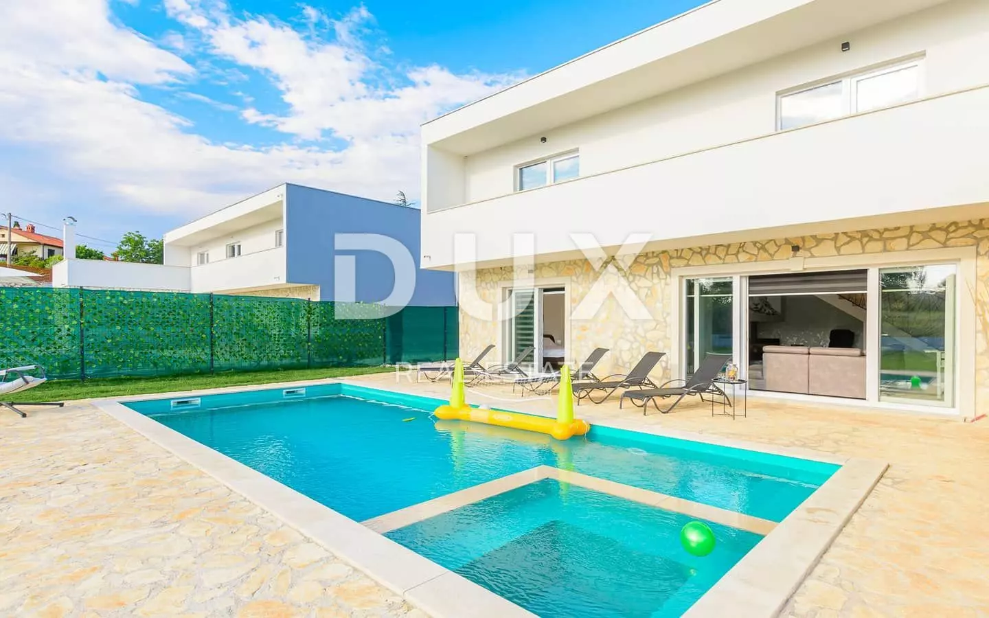 4-bedroom Villa In Juršići, Croatia (243 M²)