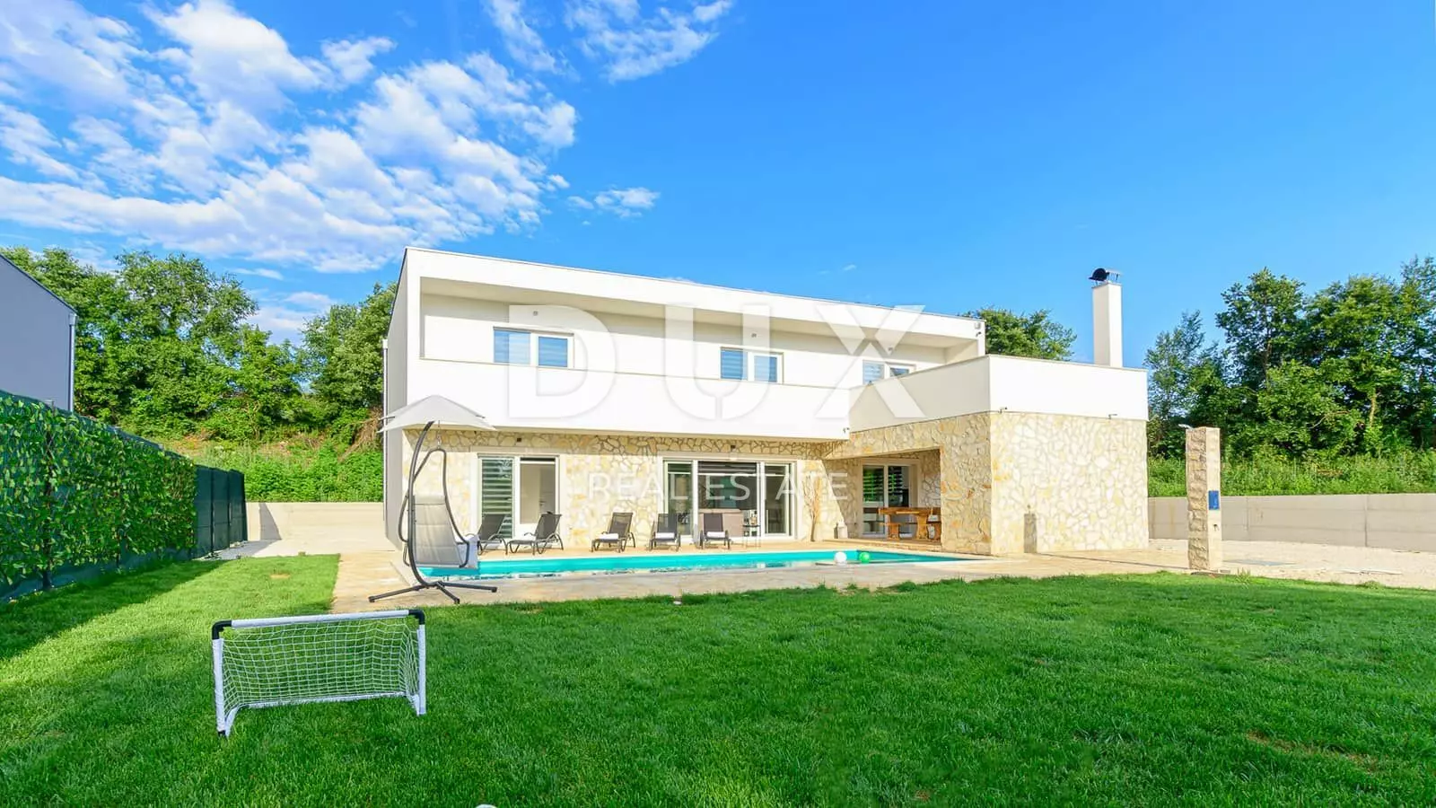 4-bedroom Villa In Juršići, Croatia (243 M²)