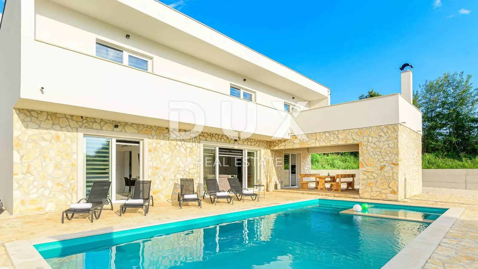 4-bedroom Villa In Juršići, Croatia (243 M²)