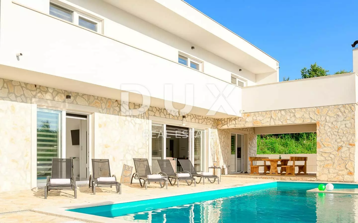 4-bedroom Villa In Juršići, Croatia (243 M²)