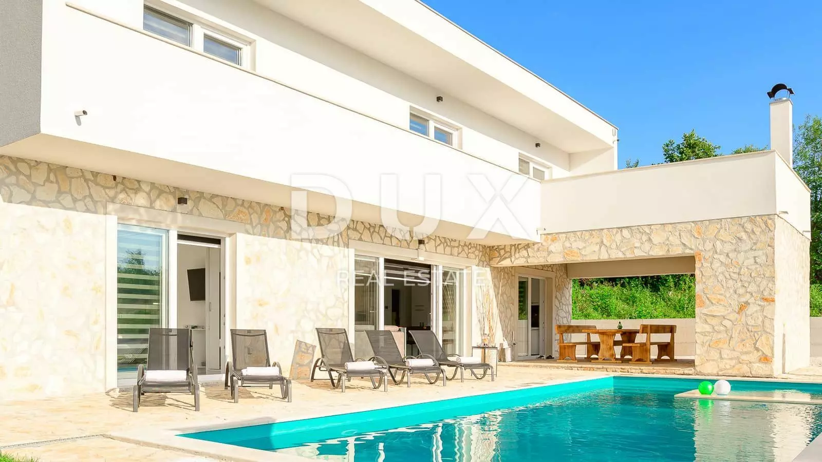 4-bedroom Villa In Juršići, Croatia (243 M²)