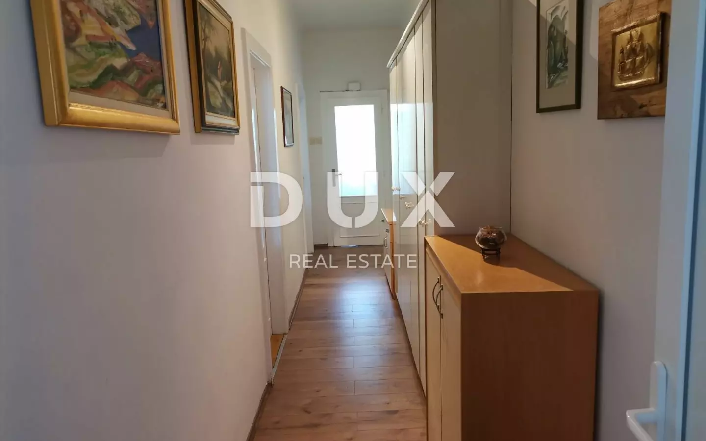 2-bedroom Apartment In Belveder, Croatia (66 M²)