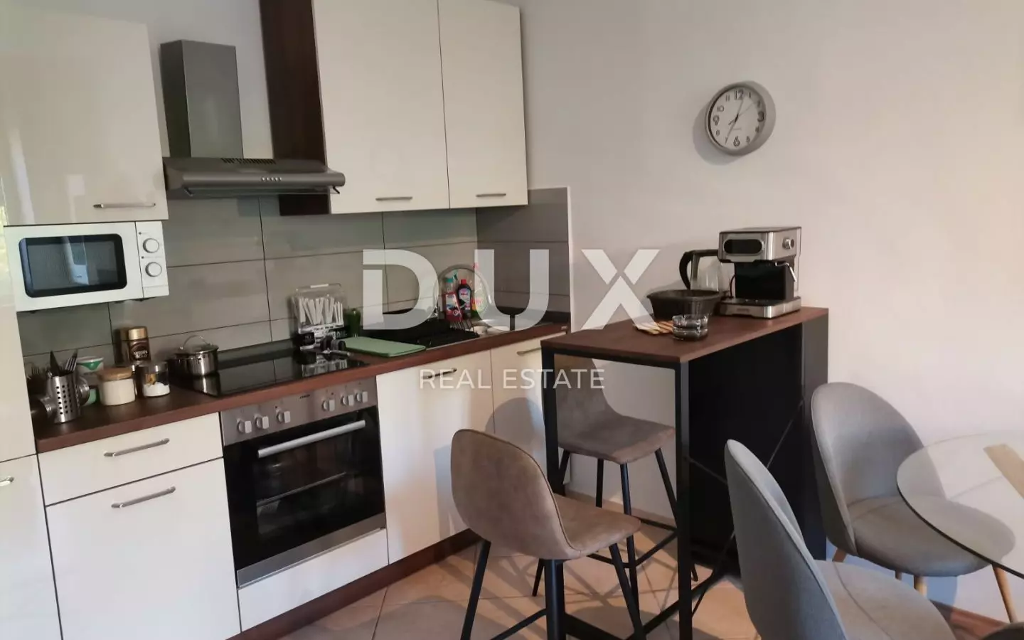 2-bedroom Apartment In Belveder, Croatia (66 M²)