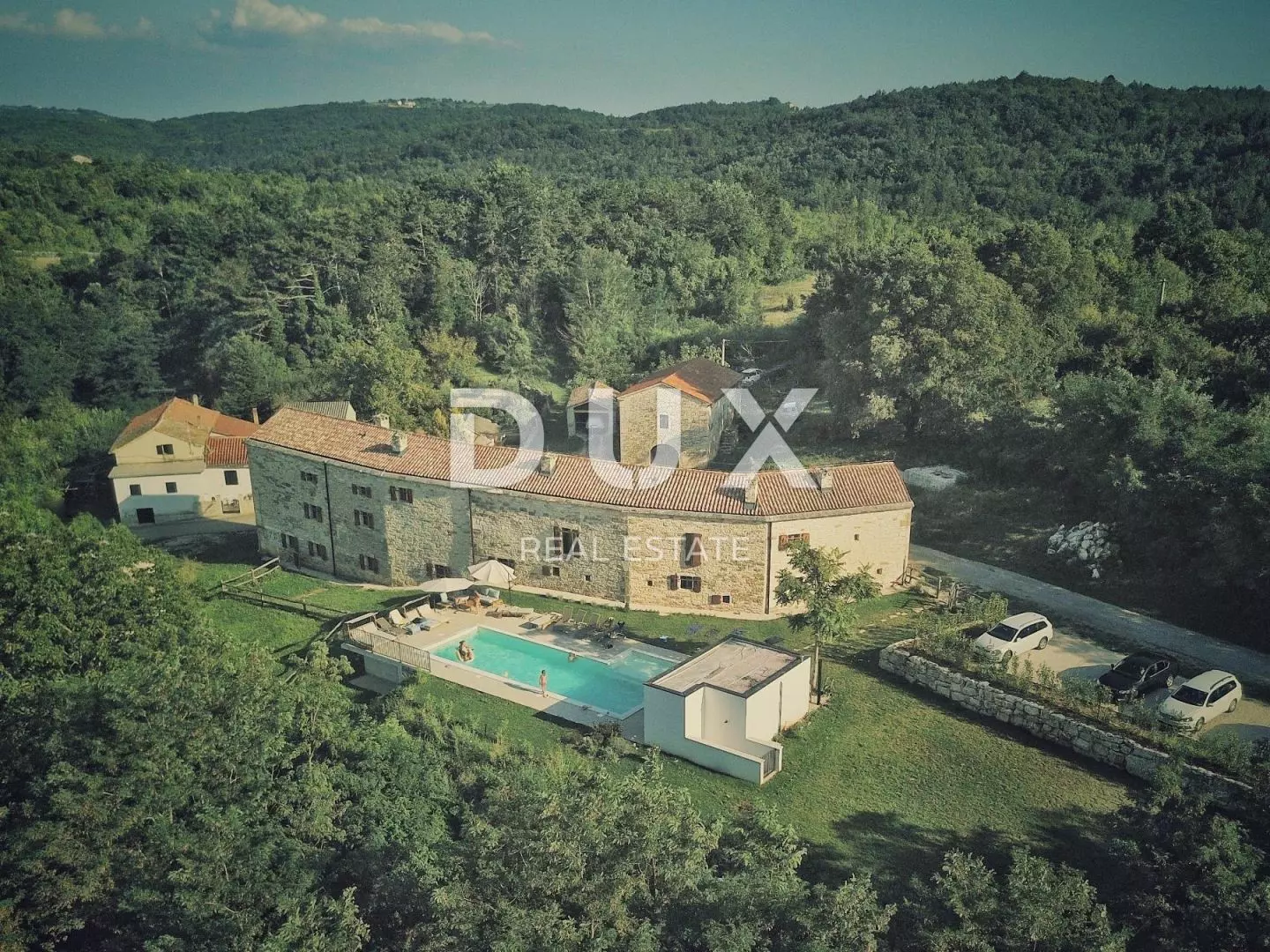14-bedroom Detached House In Grožnjan, Croatia (409 M²)