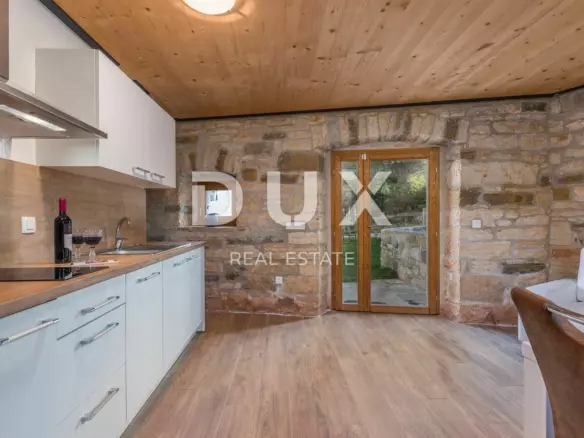 14-bedroom Detached House In Grožnjan, Croatia (409 M²)