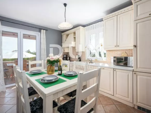 3-bedroom Detached House In Lovrečica, Croatia (197 M²)
