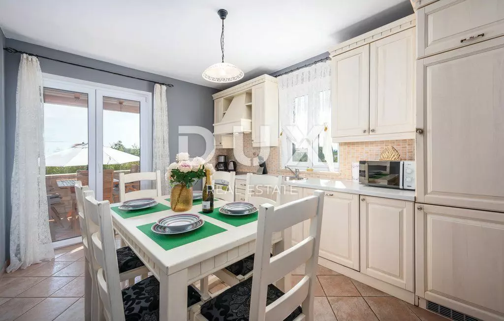3-bedroom Detached House In Lovrečica, Croatia (197 M²)