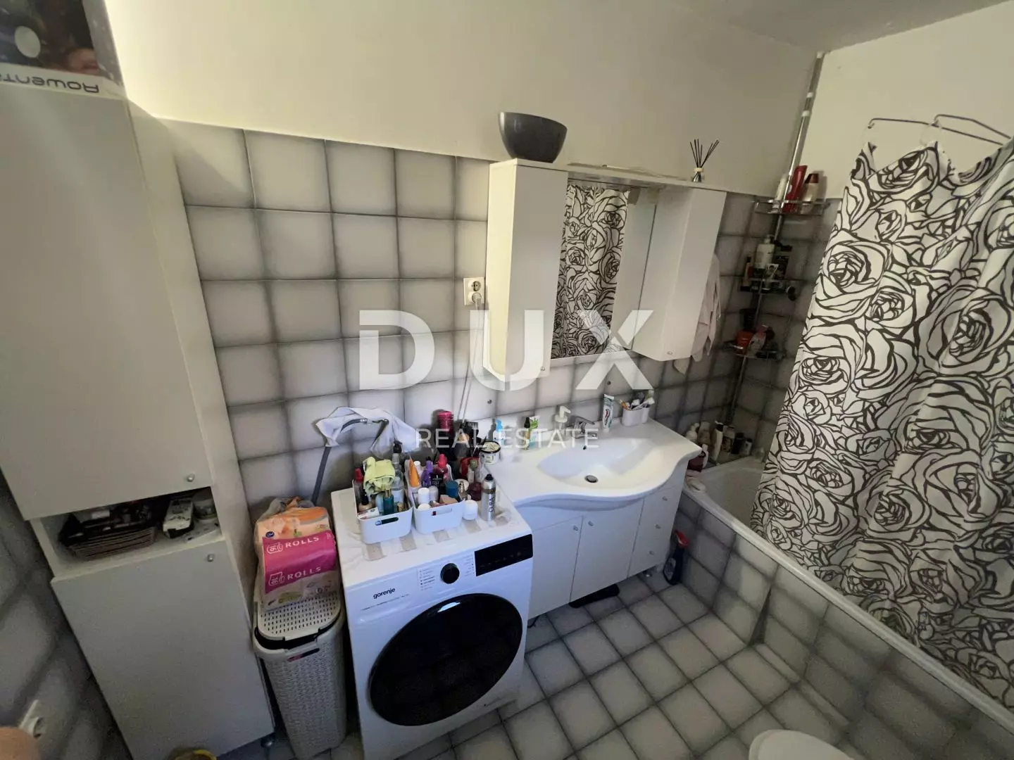 3-bedroom Apartment In Zamet, Croatia (88 M²)
