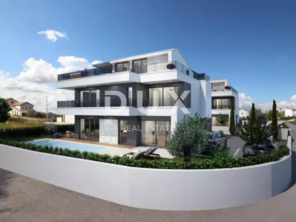 4-bedroom Villa In Poreč, Croatia (233 M²)