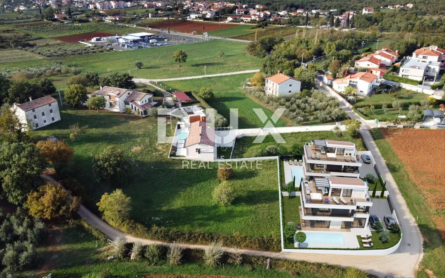 4-bedroom Villa In Poreč, Croatia (233 M²)