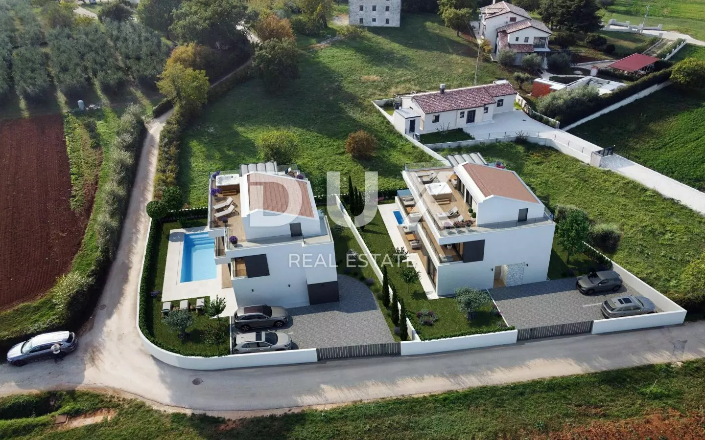 4-bedroom Villa In Poreč, Croatia (233 M²)