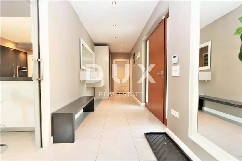 3-bedroom Villa In Poreč, Croatia (352 M²)