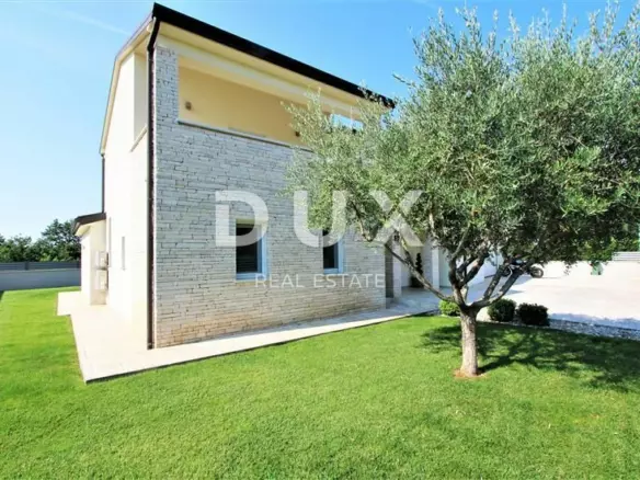 3-bedroom Villa In Poreč, Croatia (352 M²)
