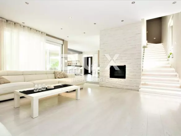 3-bedroom Villa In Poreč, Croatia (352 M²)