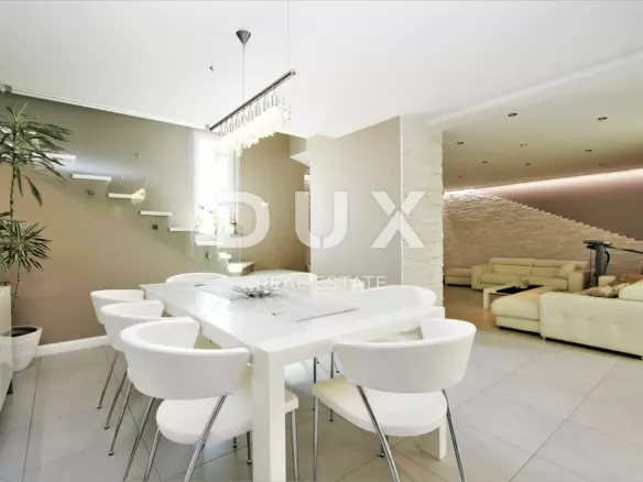 3-bedroom Villa In Poreč, Croatia (352 M²)