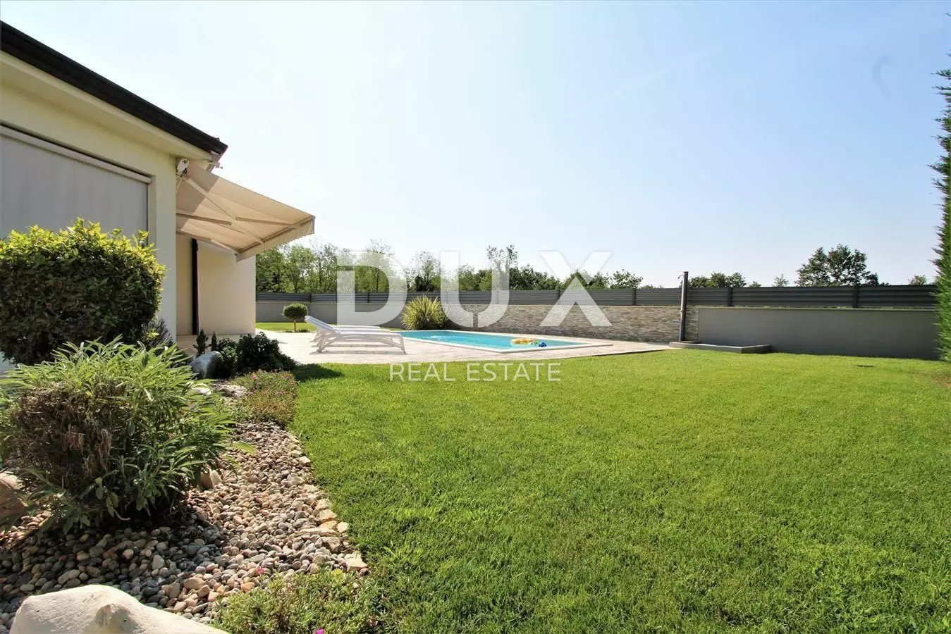 3-bedroom Villa In Poreč, Croatia (352 M²)