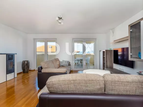 3-bedroom Apartment In Kremenići, Croatia (100 M²)