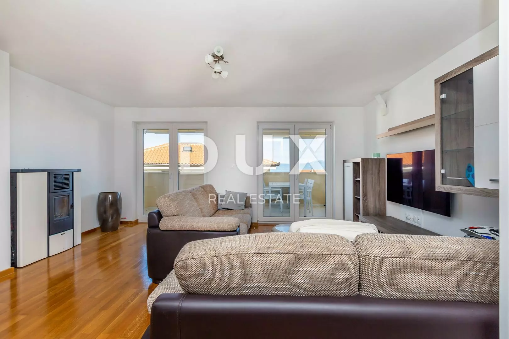 3-bedroom Apartment In Kremenići, Croatia (100 M²)