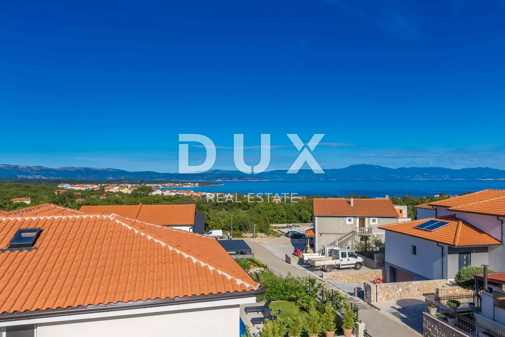 3-bedroom Apartment In Kremenići, Croatia (100 M²)