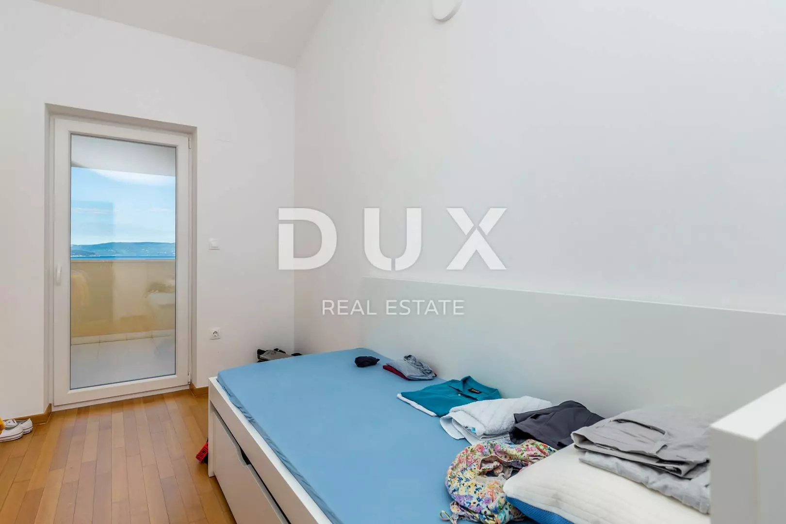 3-bedroom Apartment In Kremenići, Croatia (100 M²)