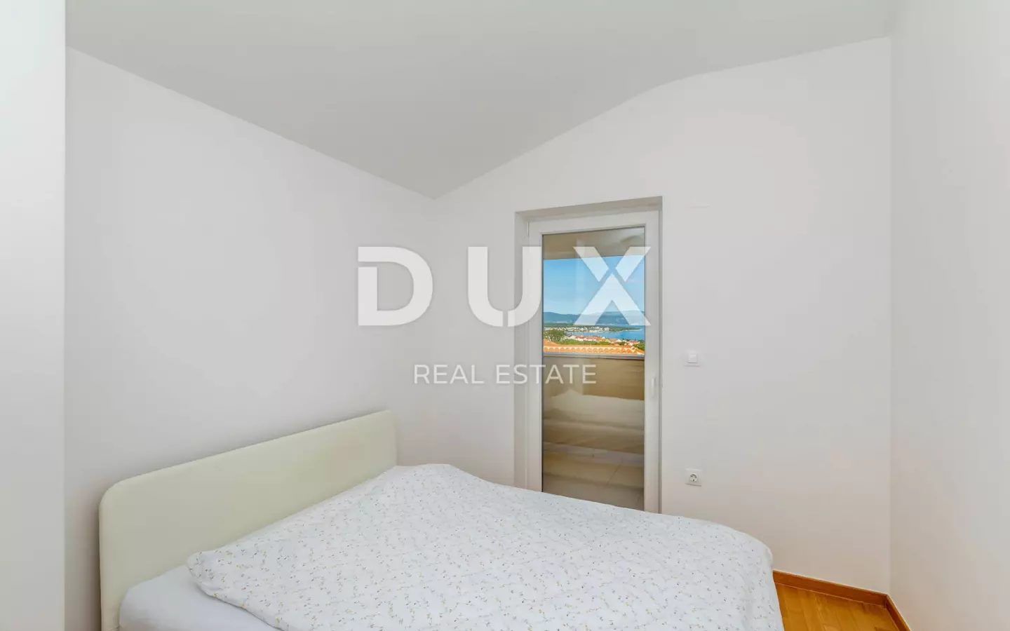 3-bedroom Apartment In Kremenići, Croatia (100 M²)