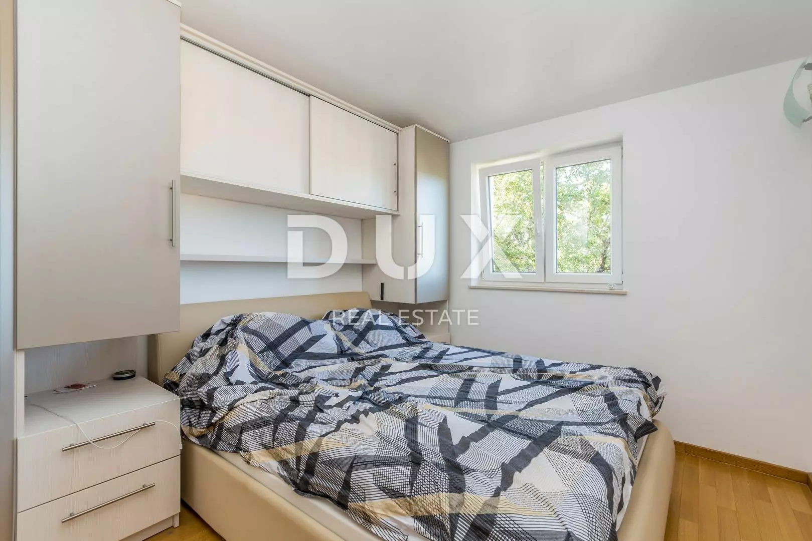 3-bedroom Apartment In Kremenići, Croatia (100 M²)