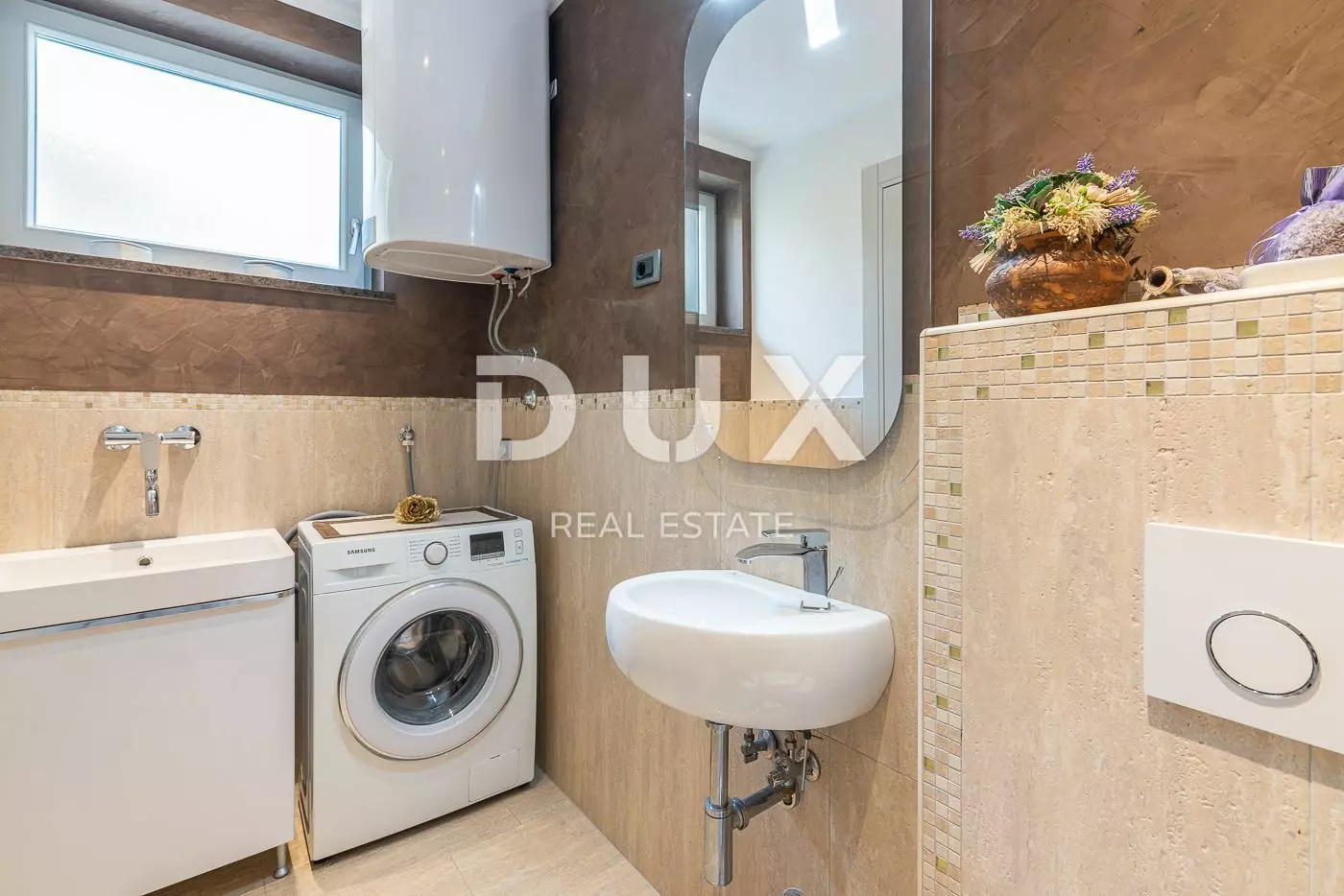 3-bedroom Apartment In Vrbnik, Croatia (106 M²)