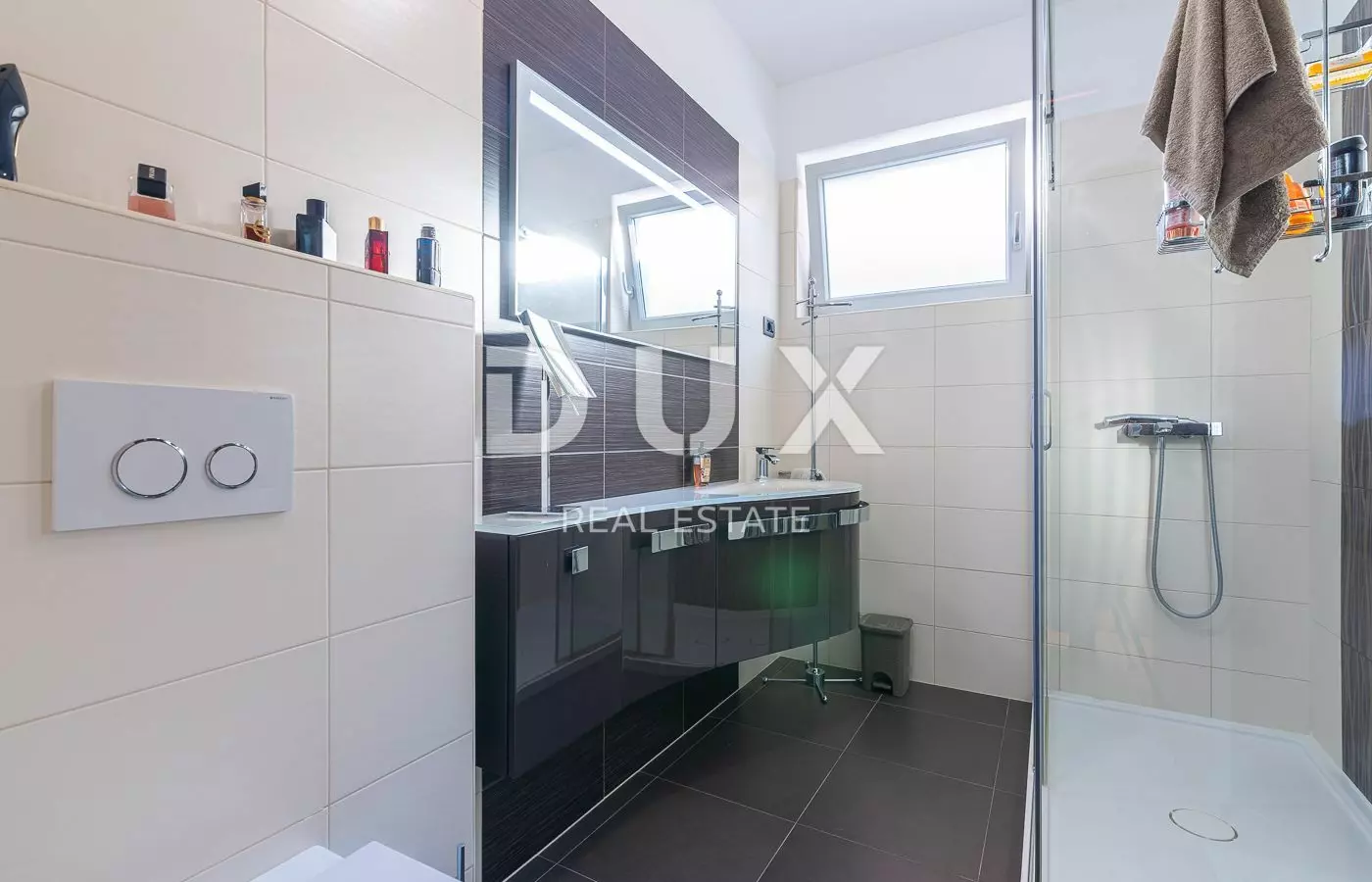 3-bedroom Apartment In Vrbnik, Croatia (106 M²)