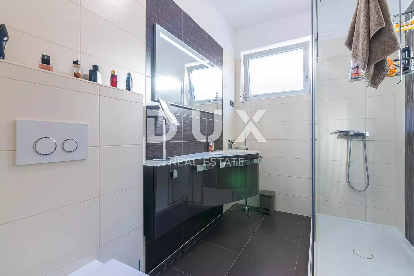 3-bedroom Apartment In Vrbnik, Croatia (106 M²)