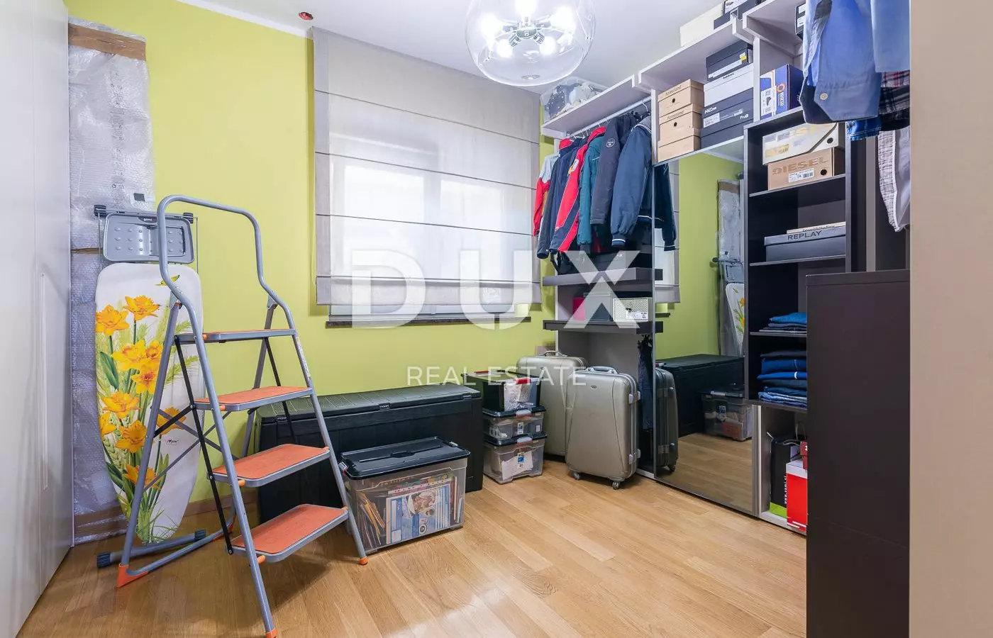 3-bedroom Apartment In Vrbnik, Croatia (106 M²)