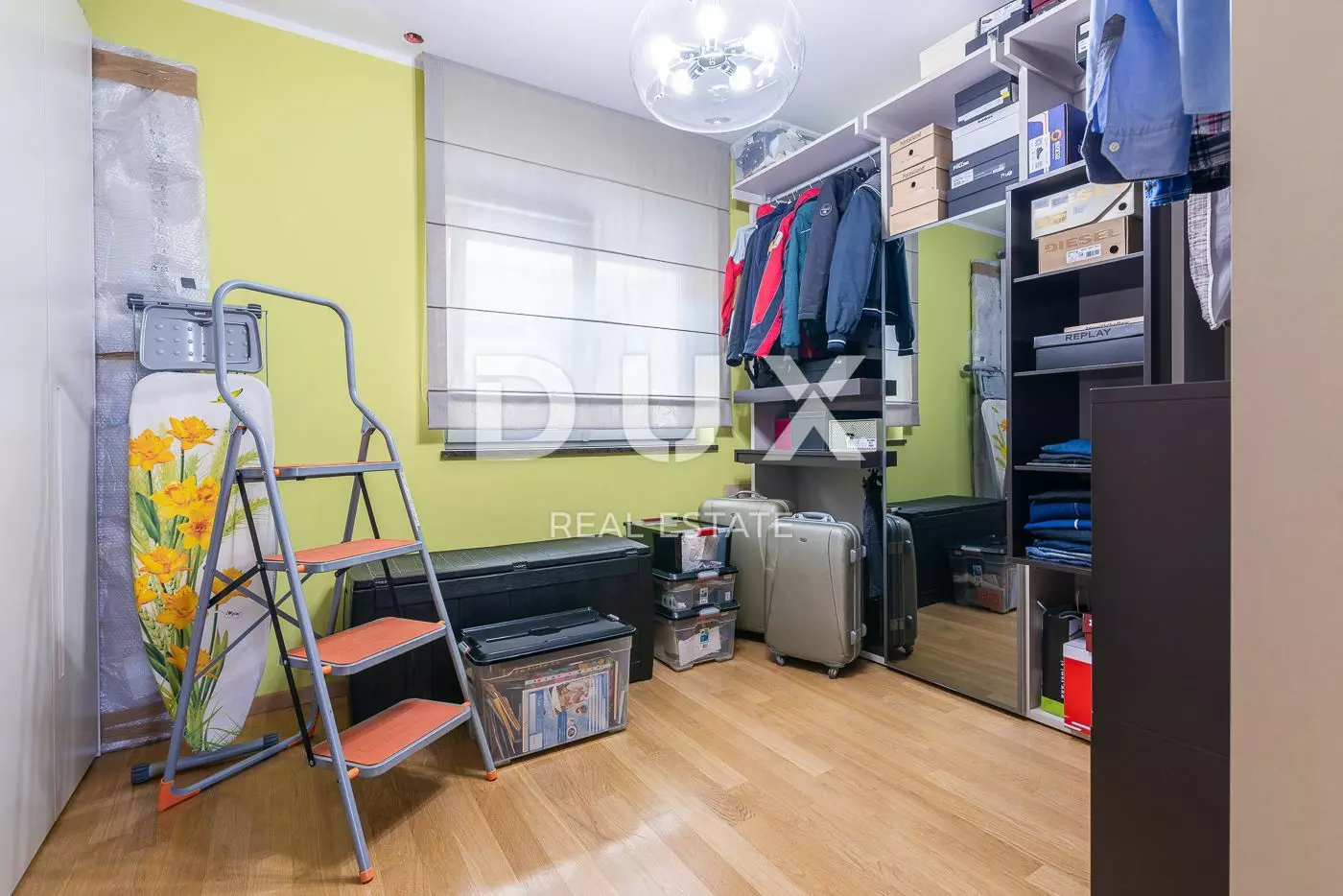 3-bedroom Apartment In Vrbnik, Croatia (106 M²)