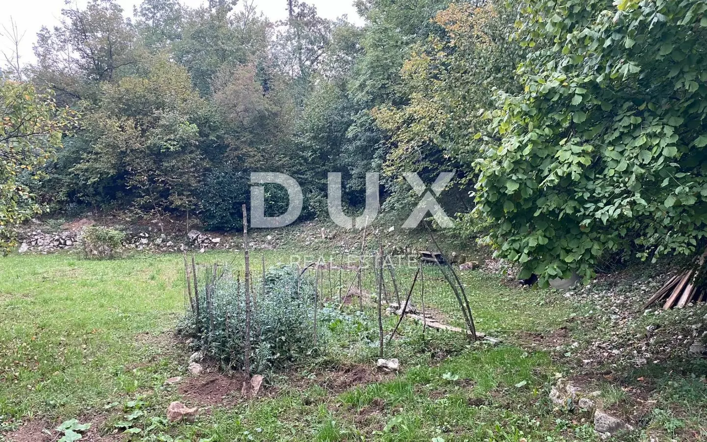 Land In Jušići, Croatia (3.095 M²)