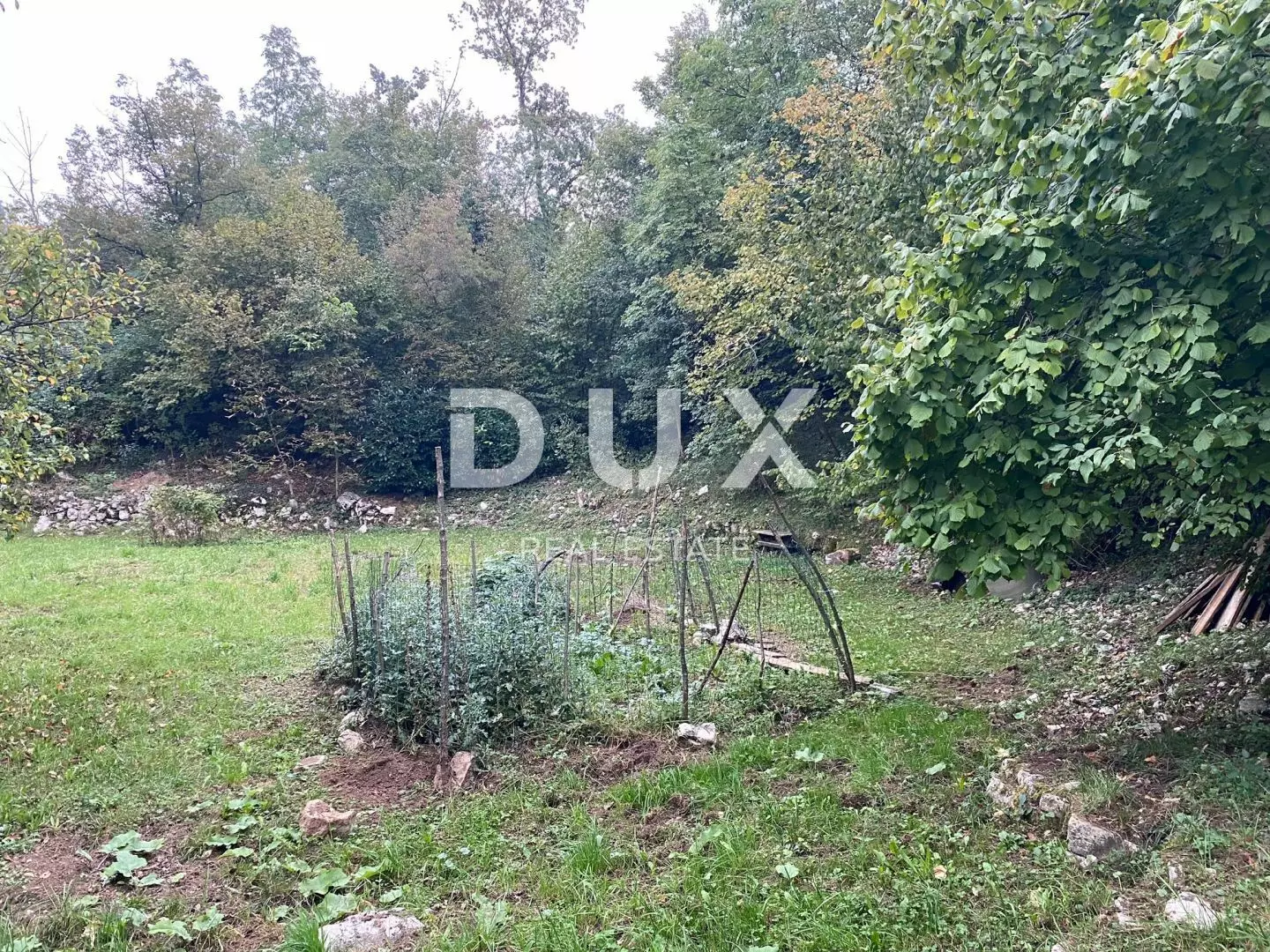 Land In Jušići, Croatia (3.095 M²)