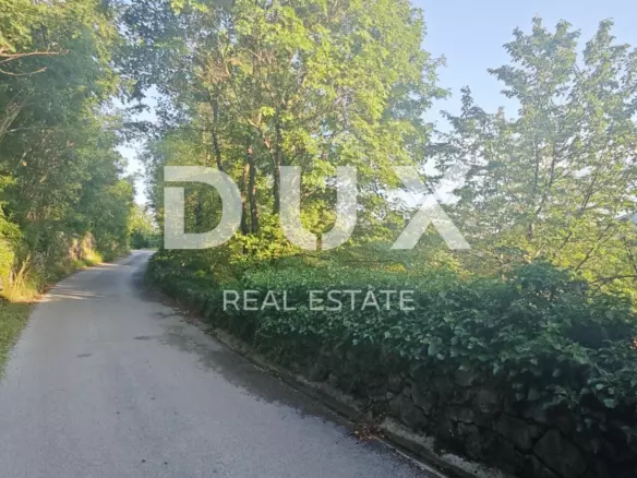 Land In Jušići, Croatia (1.037 M²)