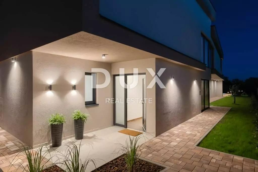 5-bedroom Villa In Štokovci, Croatia (272 M²)