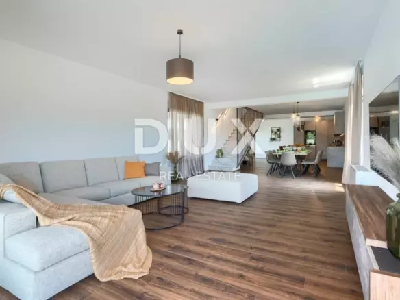 5-bedroom Villa In Štokovci, Croatia (272 M²)