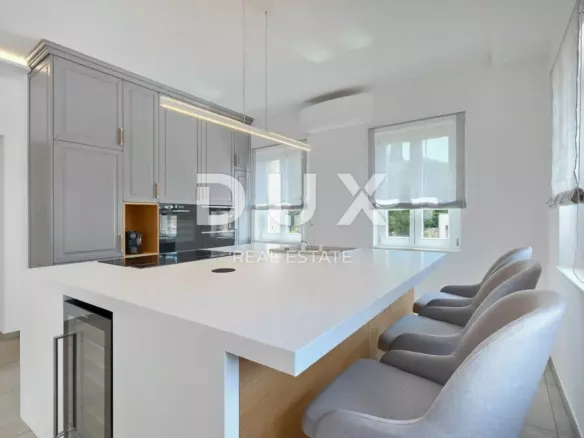 4-bedroom Villa In Rovinj, Croatia (438 M²)