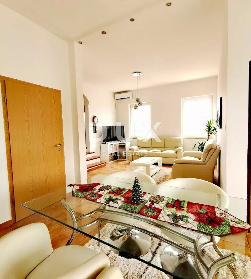 4-bedroom Apartment In Njivice, Croatia (148 M²)
