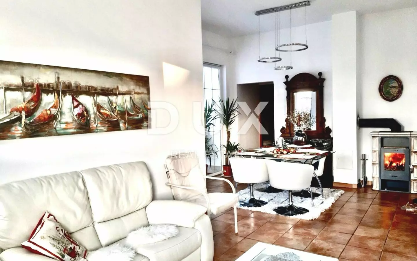 4-bedroom Apartment In Njivice, Croatia (148 M²)