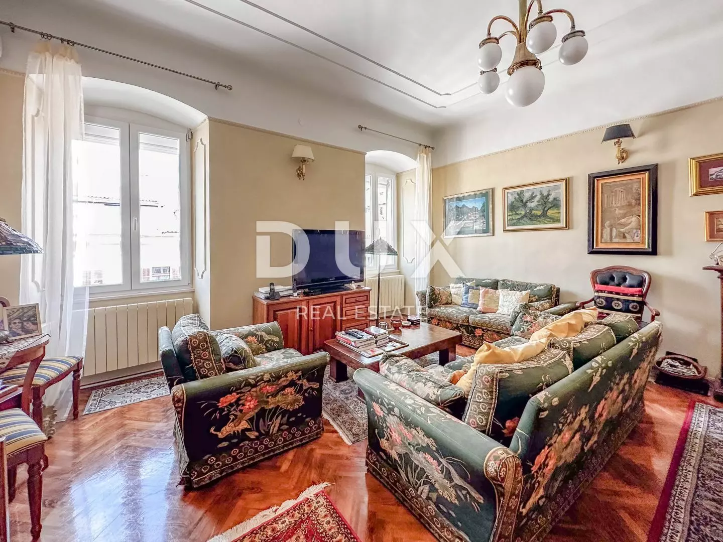 5-bedroom Apartment In Centar, Croatia (144 M²)