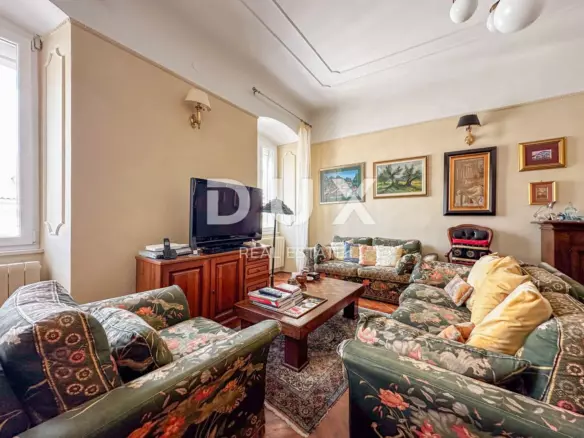 5-bedroom Apartment In Centar, Croatia (144 M²)
